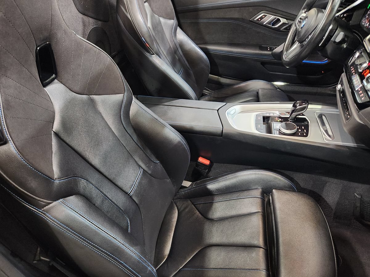 Used 2023 BMW Z4 M40i w/ Premium Package RWD image 38