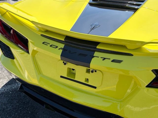 Used 2021 Chevrolet Corvette Stingray Preferred Conv w/ Z51 Performance Package RWD image 5