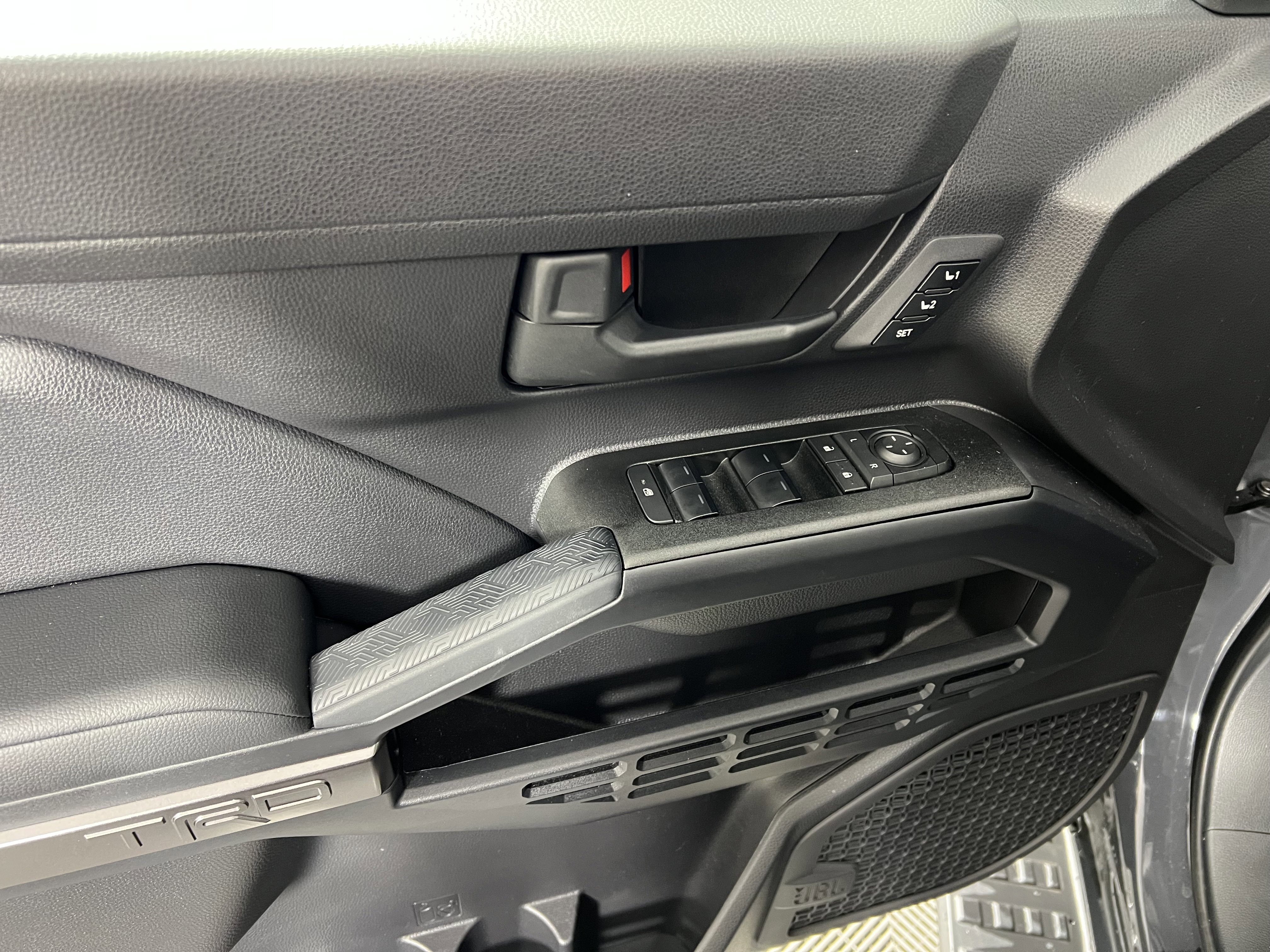Used 2025 Toyota 4Runner TRD Off-Road Premium w/ Tow Technology Package AWD/4WD image 19