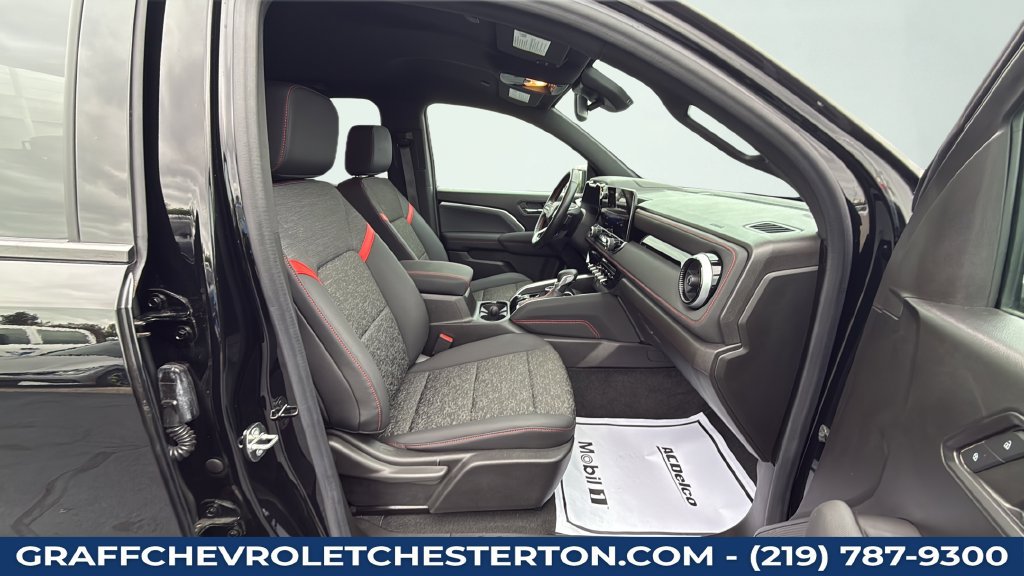 Used 2023 Chevrolet Colorado Z71 w/ Z71 Convenience Package 2 AWD/4WD image 34