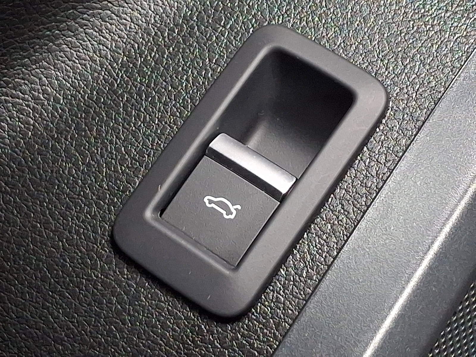 Used 2023 Audi Q5 2.0T Premium w/ Convenience Package AWD/4WD image 24