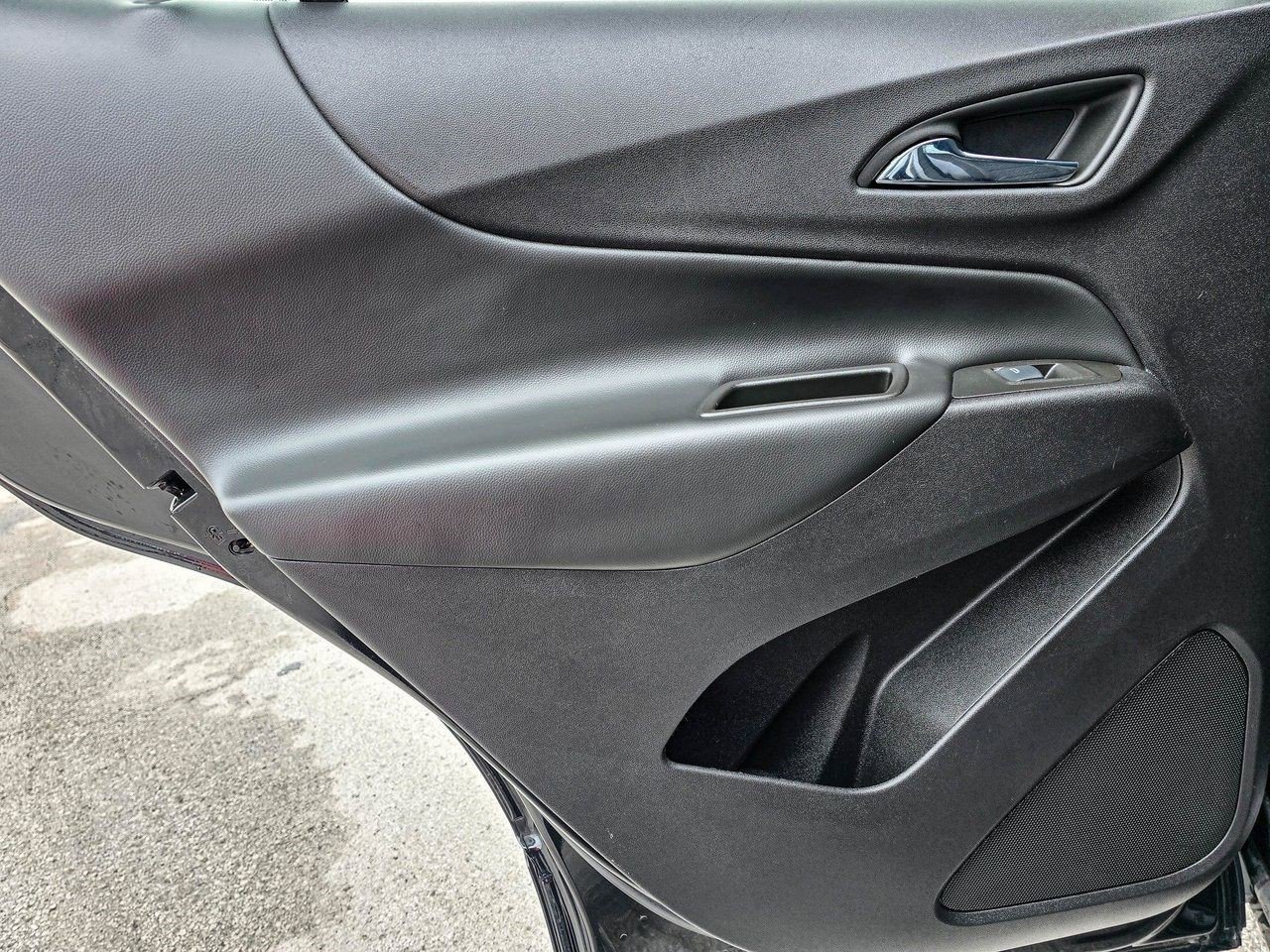 Certified 2024 Chevrolet Equinox LT image 28