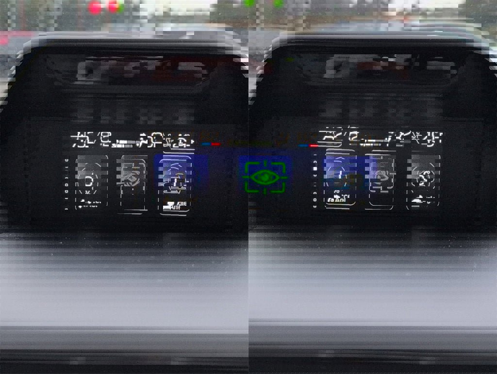 Used 2023 Subaru Forester Touring image 14