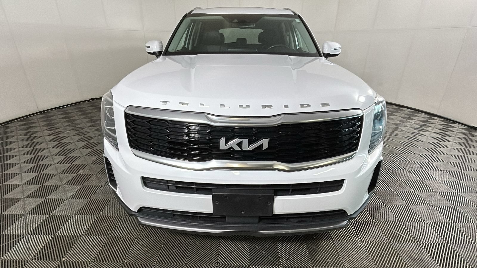 Used 2022 Kia Telluride EX FWD image 9