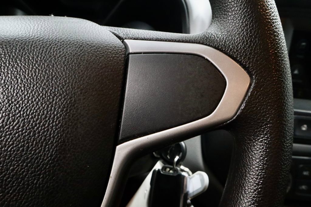 Used 2019 Chevrolet Colorado W/T RWD image 28