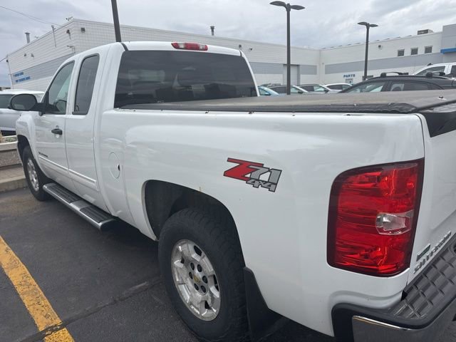 Used 2010 Chevrolet Silverado 1500 LT w/ Power Pack Plus AWD/4WD image 5