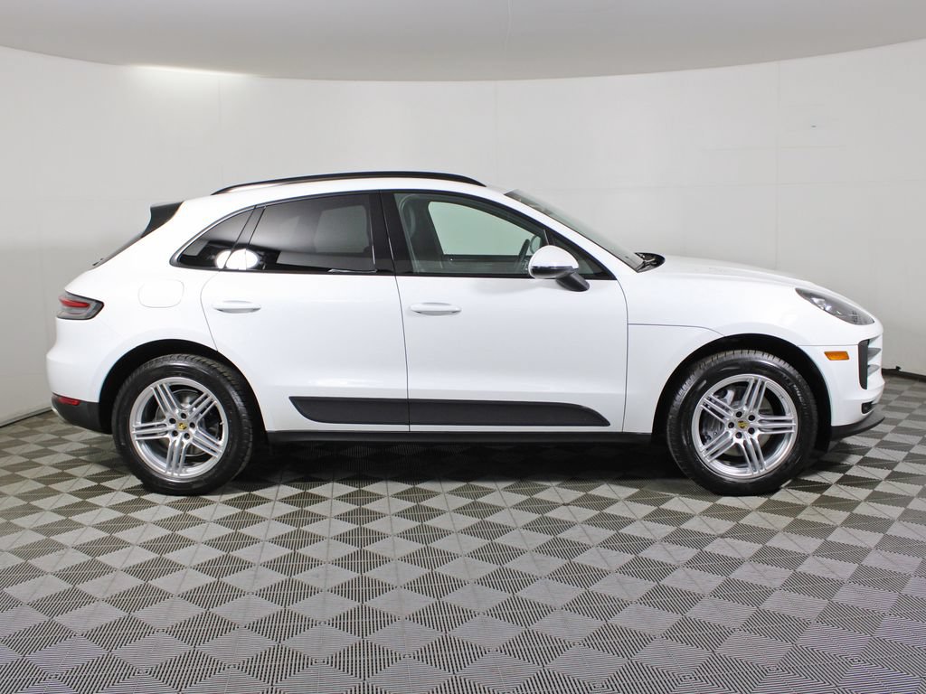 Certified 2021 Porsche Macan AWD/4WD image 8