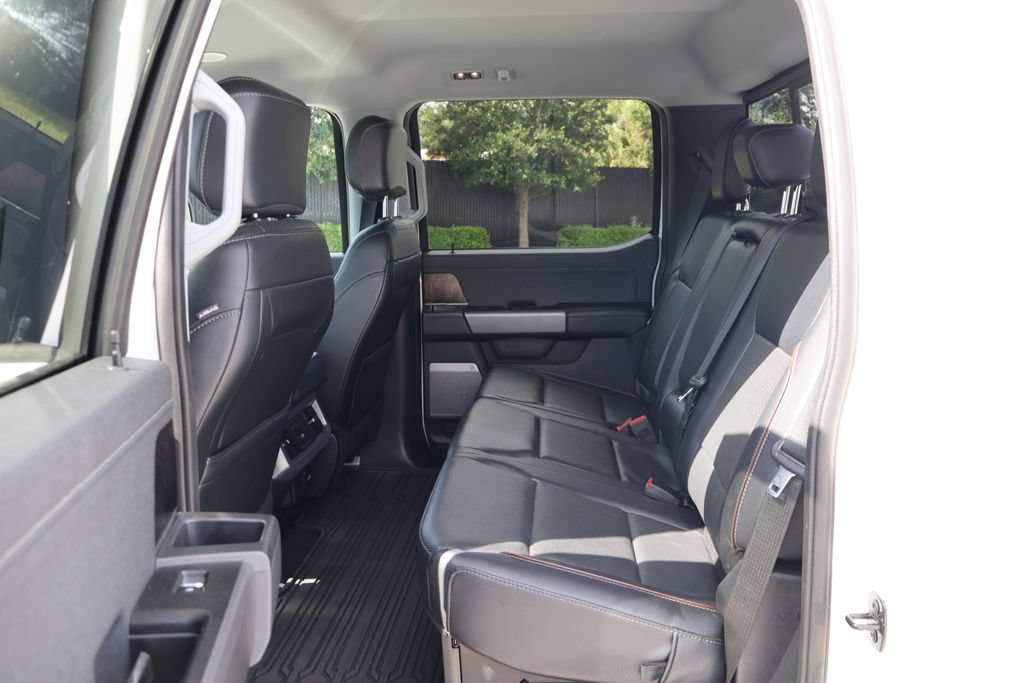 Used 2024 Ford F250 Lariat w/ Lariat Ultimate Package AWD/4WD image 19