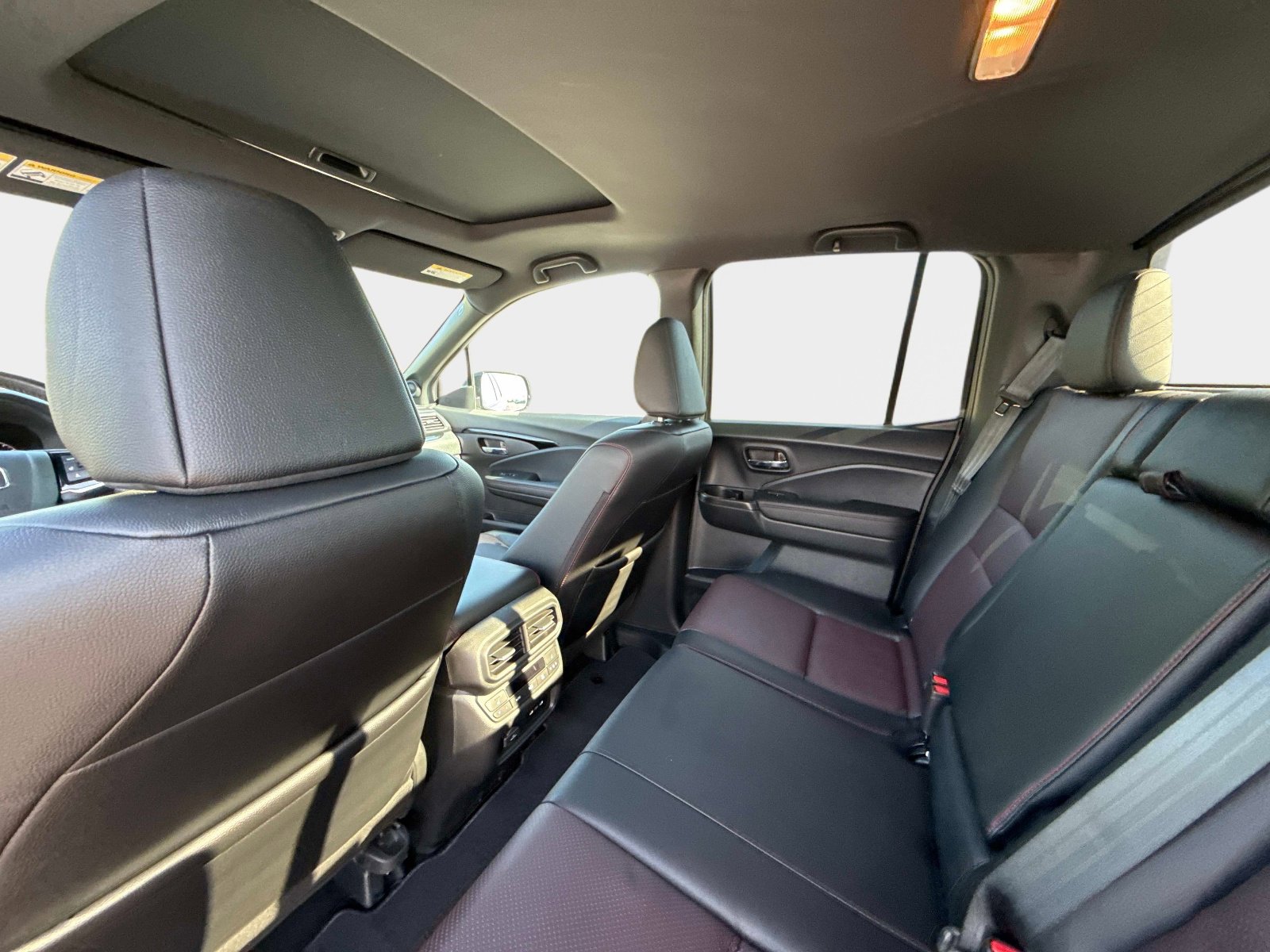 Used 2024 Honda Ridgeline Black Edition image 18