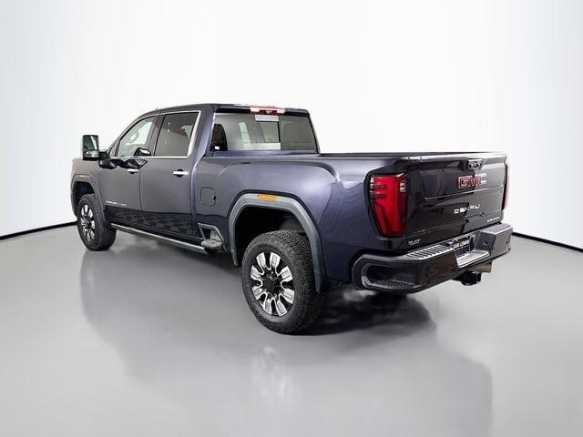 Used 2024 GMC Sierra 2500 Denali w/ Denali Reserve Package AWD/4WD image 6