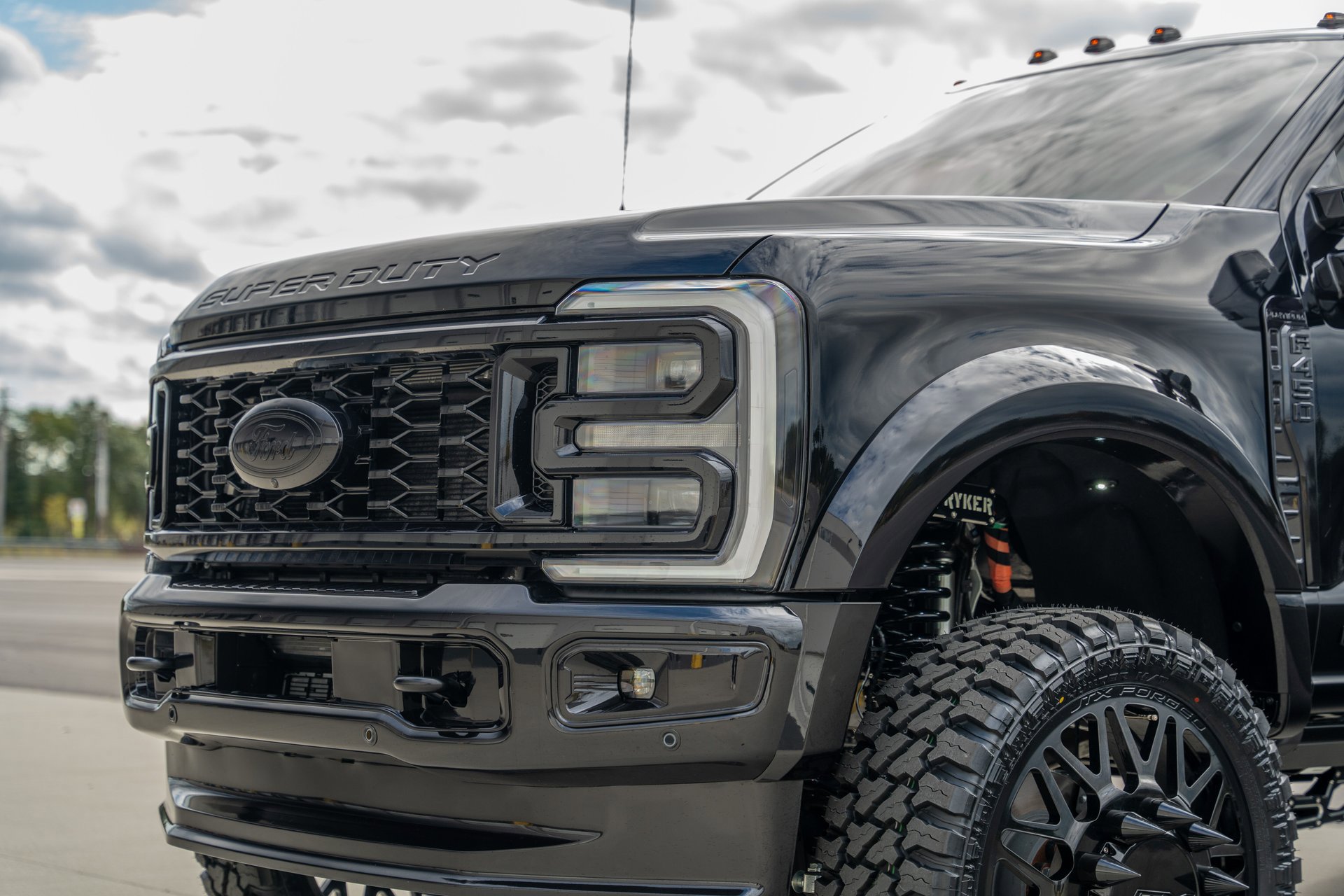 Used 2025 Ford F450 Platinum image 20