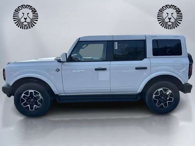New 2026 Ford Bronco Outer Banks image 8