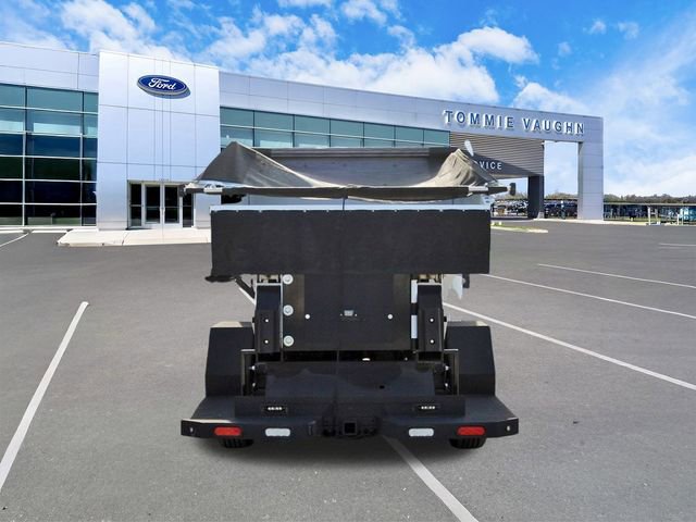 Used 2023 Ford F250 XL image 3