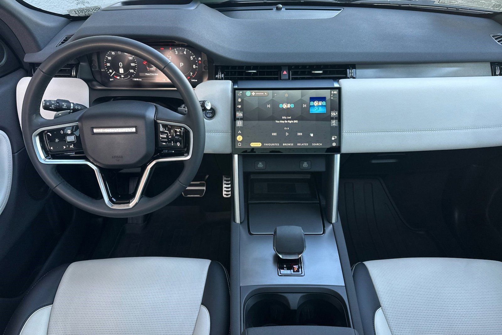 Certified 2025 Land Rover Discovery Sport Dynamic SE image 27