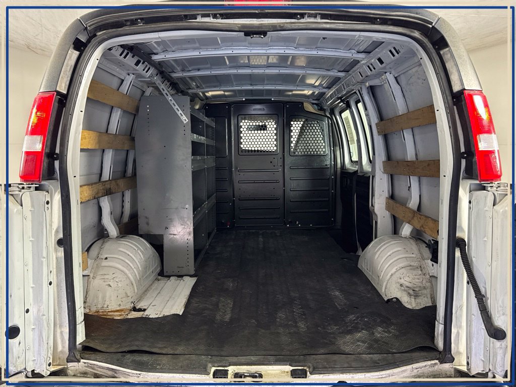 Used 2020 GMC Savana 2500 w/ Driver Convenience Package RWD image 25