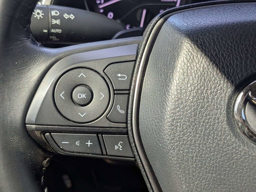 Used 2021 Toyota Camry SE image 26