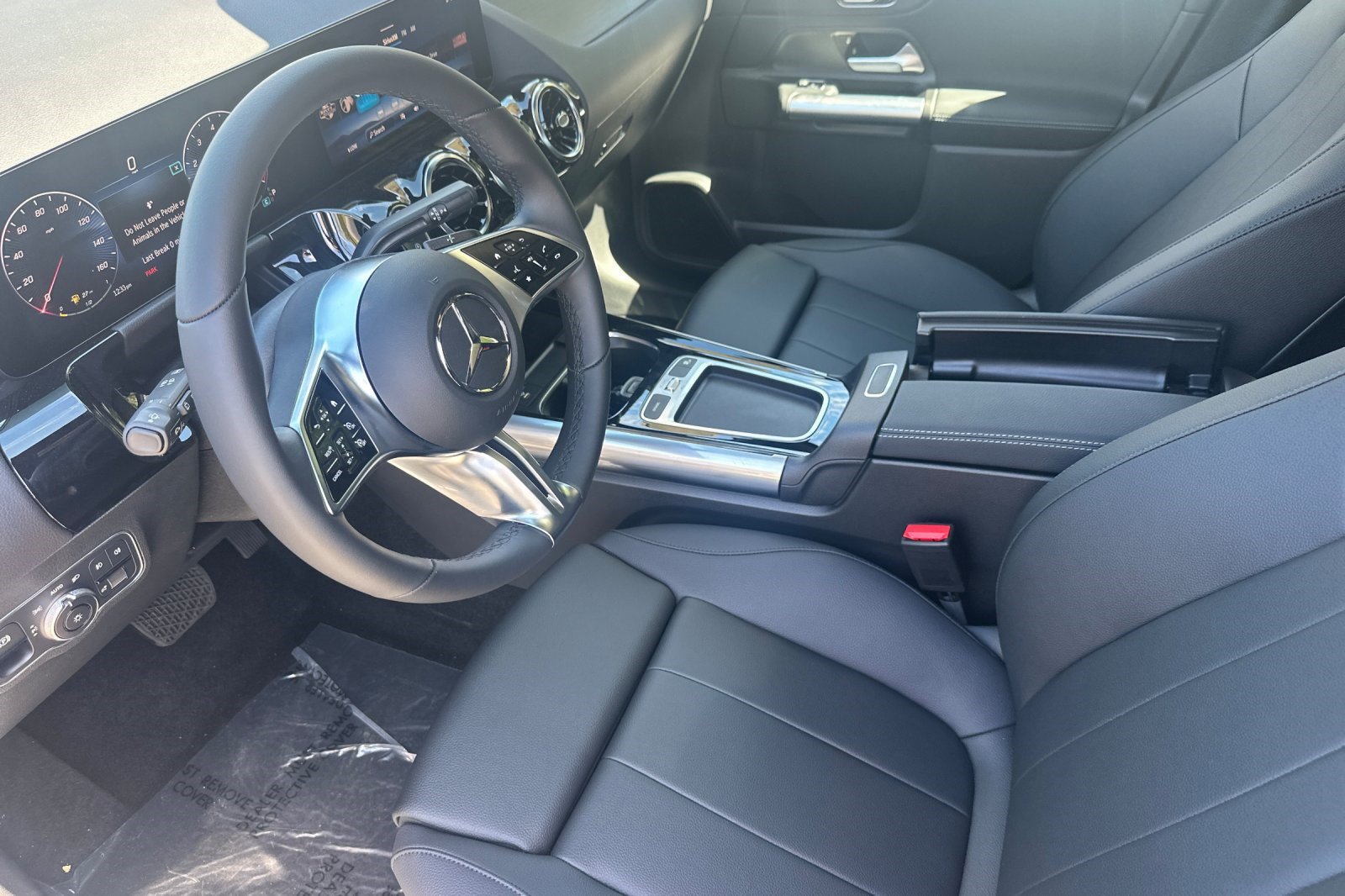 New 2026 Mercedes-Benz GLA 250 4MATIC image 4