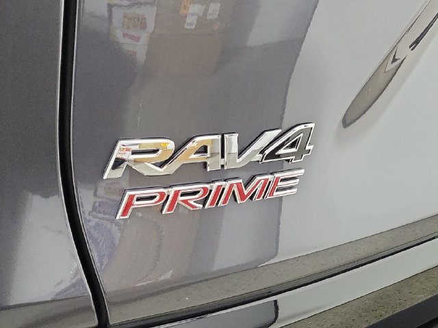 Used 2024 Toyota RAV4 XSE AWD/4WD image 9