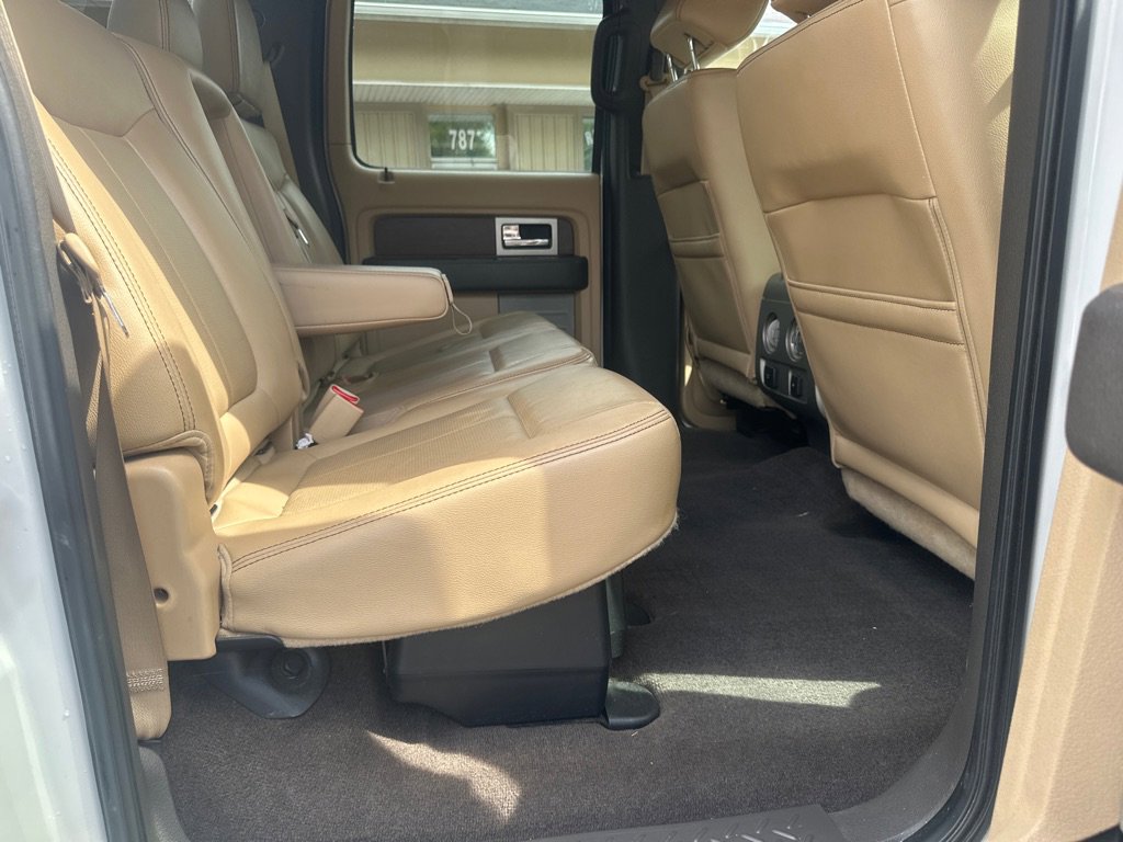 Used 2013 Ford F150 Lariat w/ Luxury Equipment Group image 19