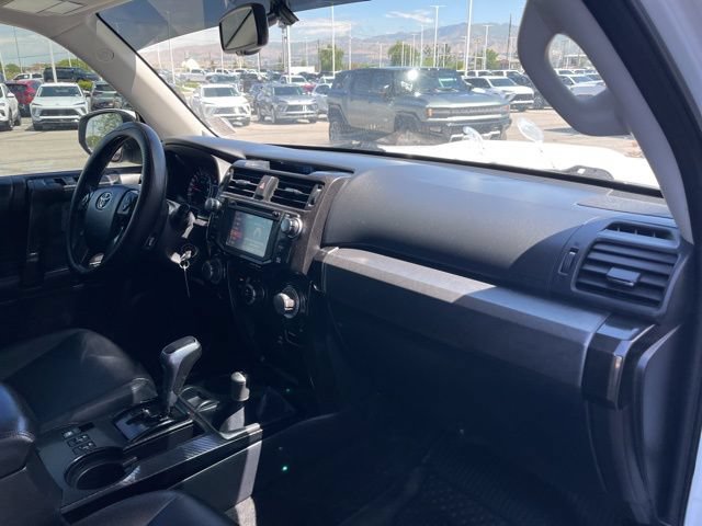 Used 2017 Toyota 4Runner TRD Pro AWD/4WD image 17