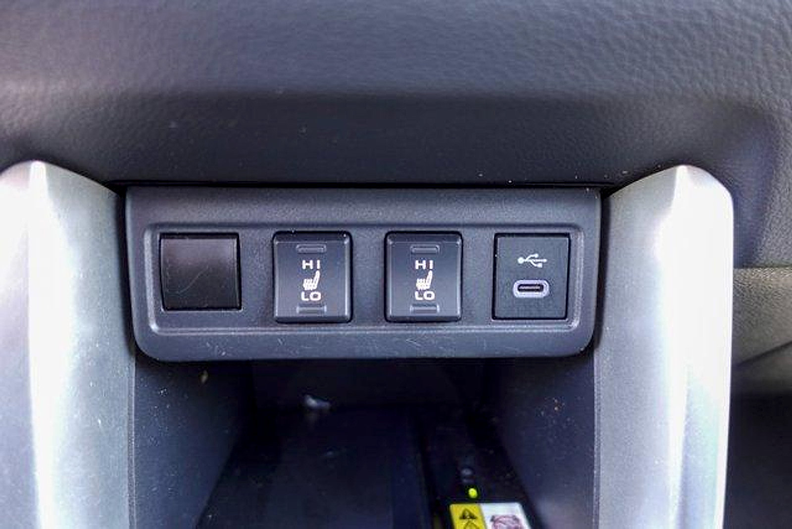 Certified 2023 Toyota Corolla Cross XLE FWD image 24
