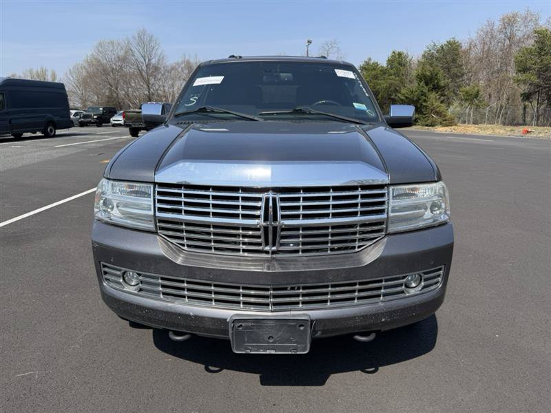 Used 2013 Lincoln Navigator L 4WD w/ HD Trailer Tow Pkg image 2