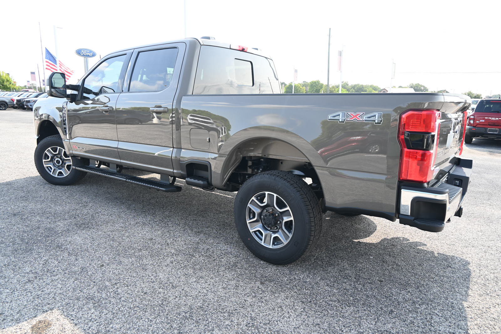 New 2026 Ford F350 Lariat w/ Lariat Premium Package AWD/4WD image 7