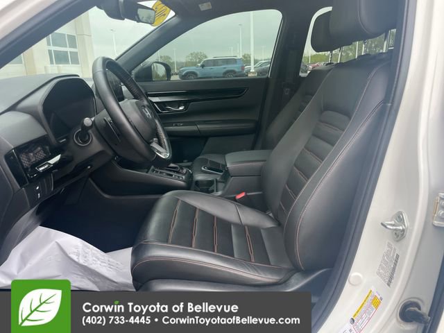 Used 2025 Honda CR-V Sport Touring image 17