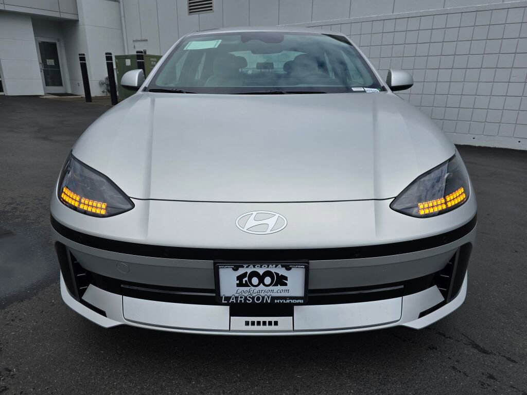 New 2025 Hyundai Ioniq 6 SEL image 9