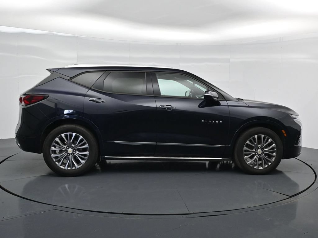 Used 2020 Chevrolet Blazer Premier w/ Driver Confidence II Package FWD image 8