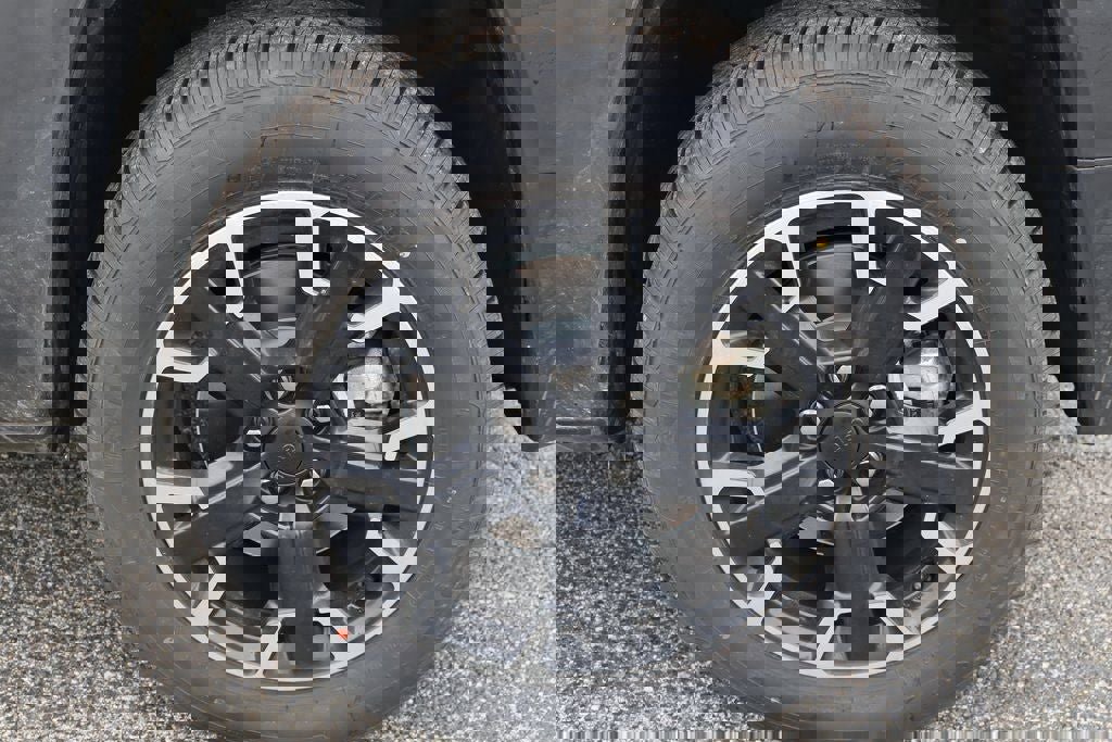 Used 2023 Jeep Renegade Trailhawk image 9