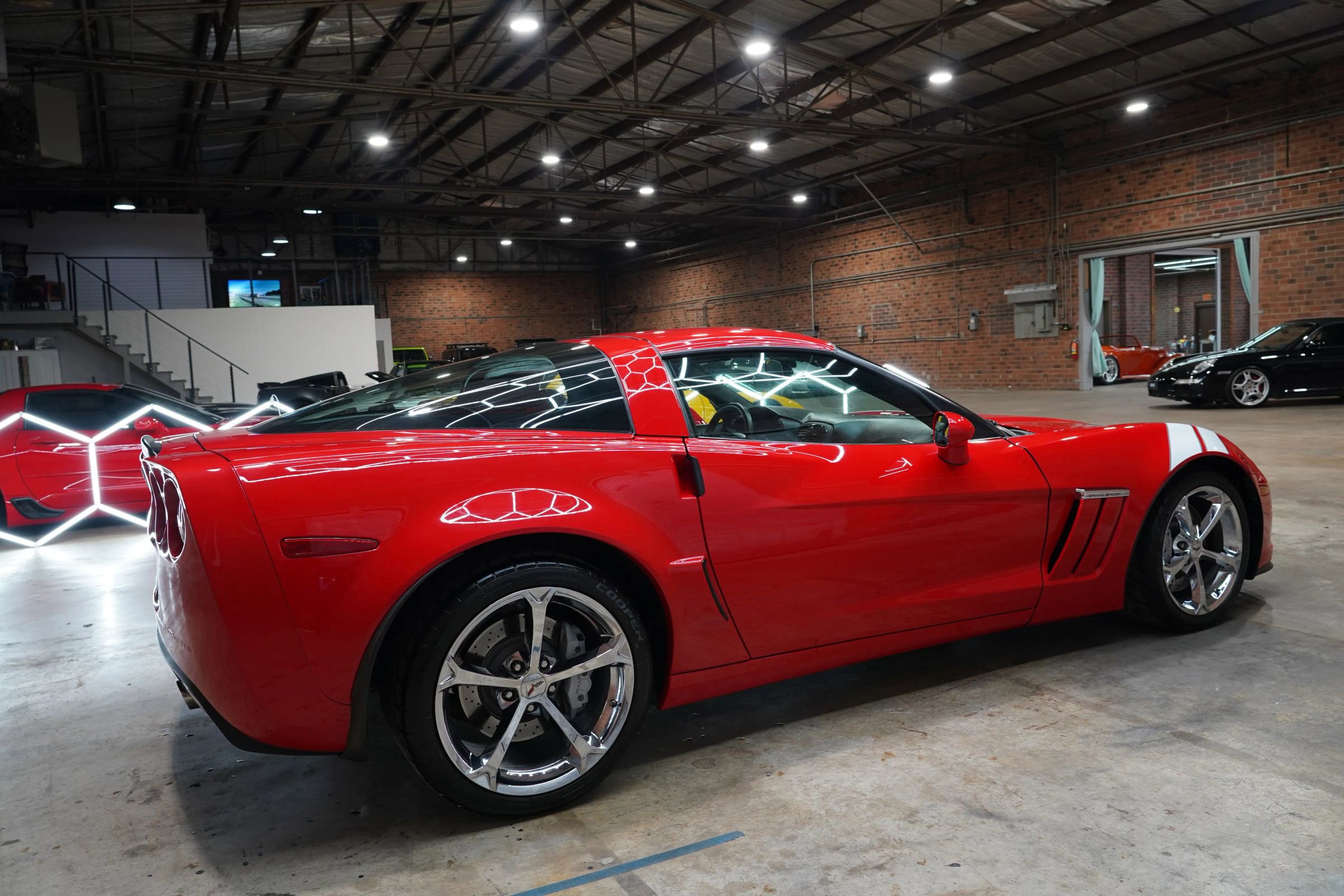 Used 2011 Chevrolet Corvette Grand Sport w/ Preferred Equipment Group image 15