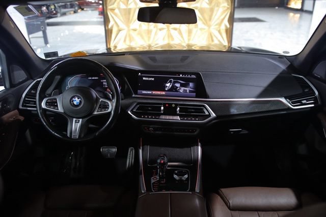 Used 2021 BMW X5 M50i w/ Executive Package AWD/4WD image 16