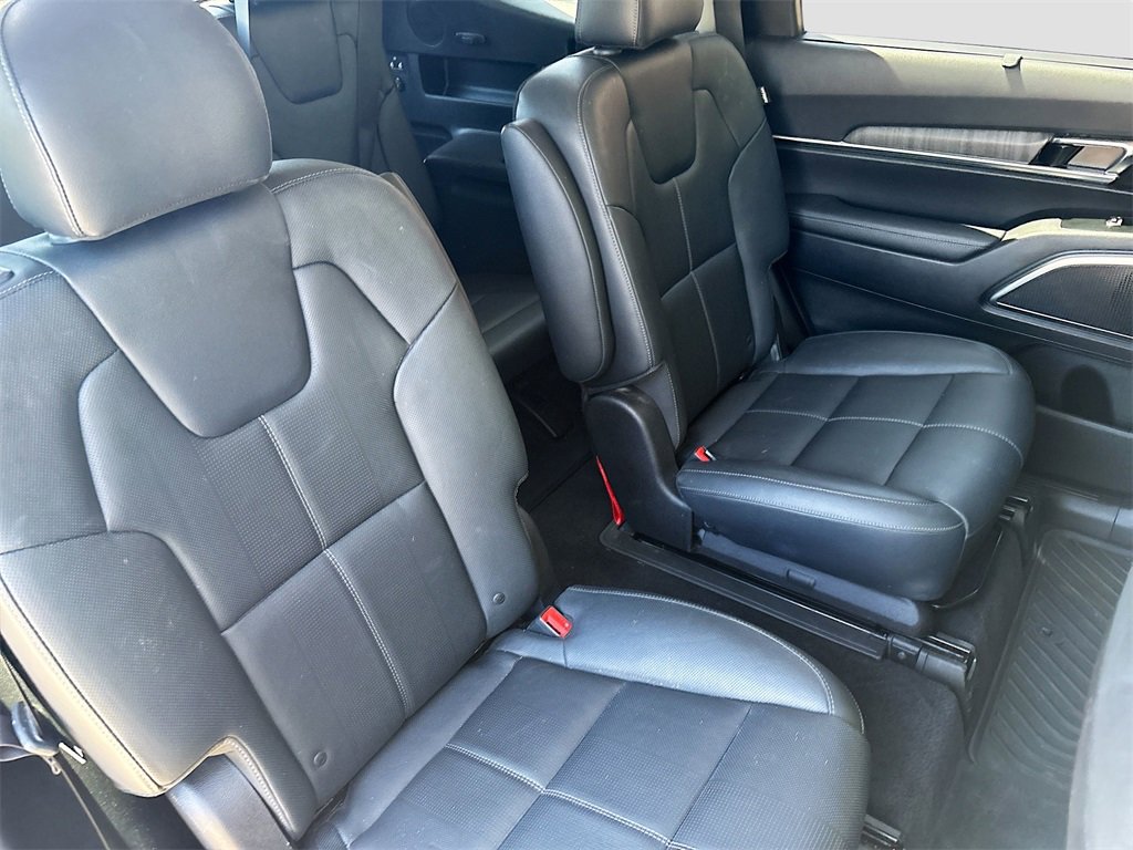 Used 2023 Kia Telluride SX image 30