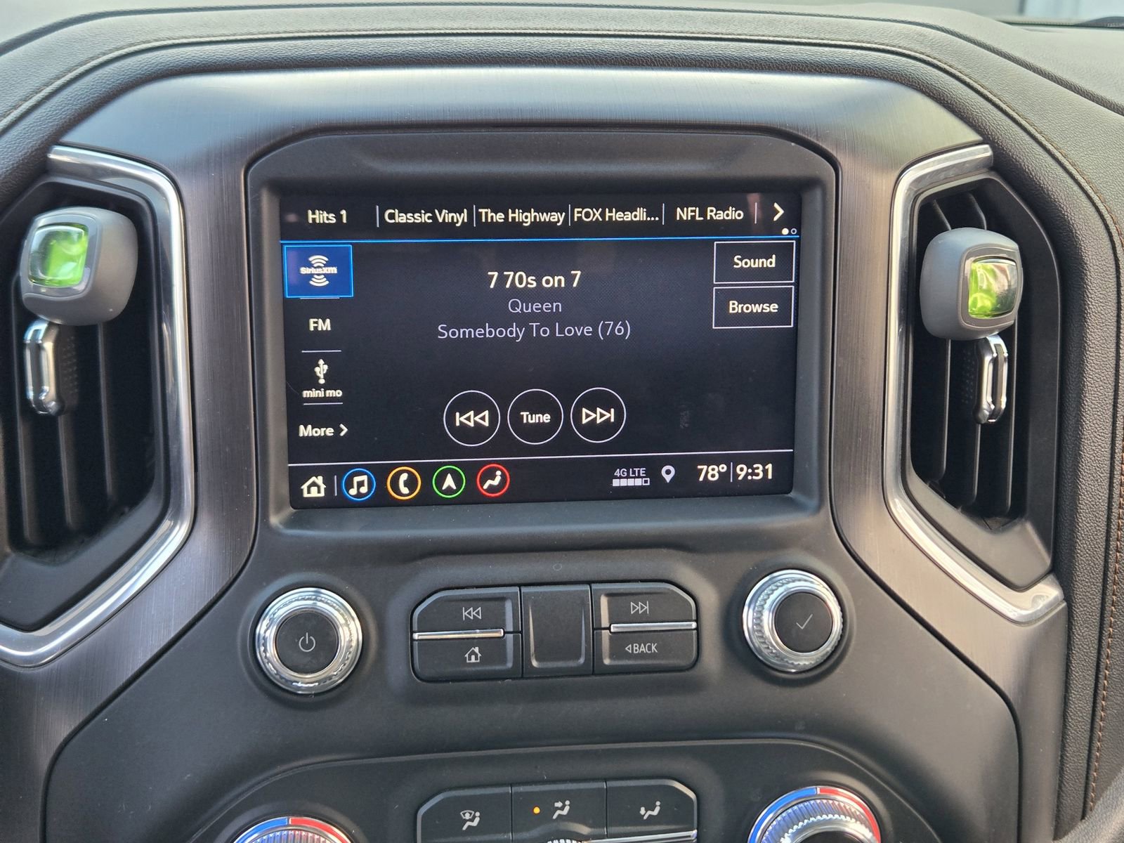 Used 2019 GMC Sierra 1500 AT4 w/ AT4 Premium Package image 19