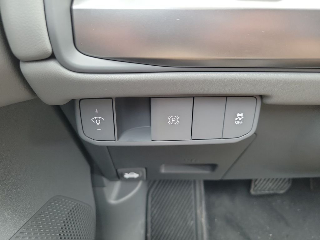 New 2027 Kia EV3 Wind FWD image 24