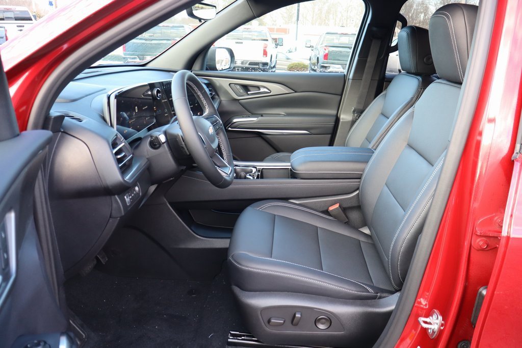 New 2026 Chevrolet Traverse LT w/ Driver Confidence Package image 4