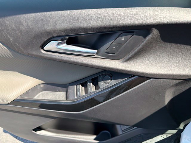 New 2027 Chevrolet Equinox LT w/ Convenience Package II AWD/4WD image 16