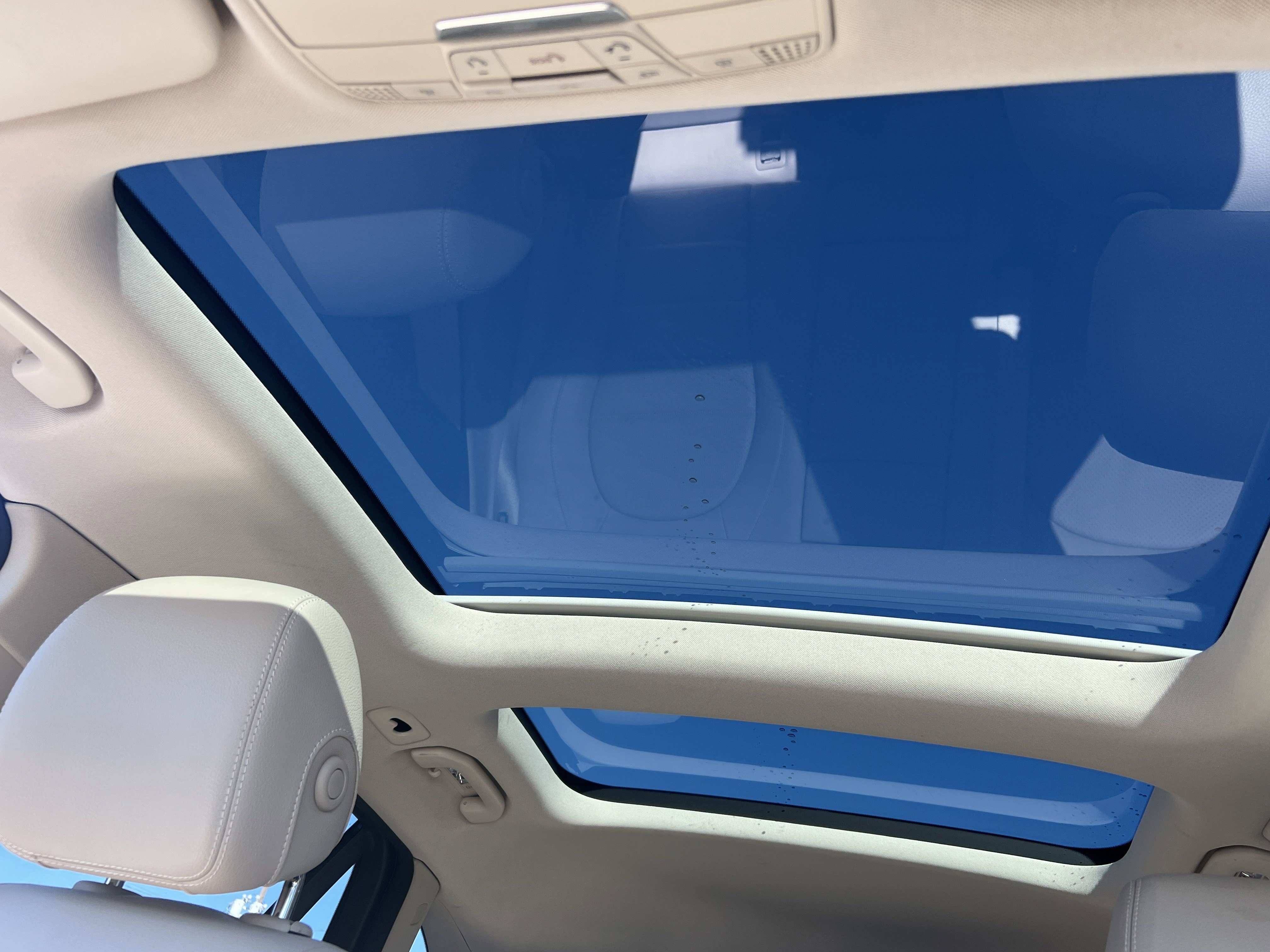 Certified 2019 Mercedes-Benz GLC 300 4MATIC w/ Premium Package image 28