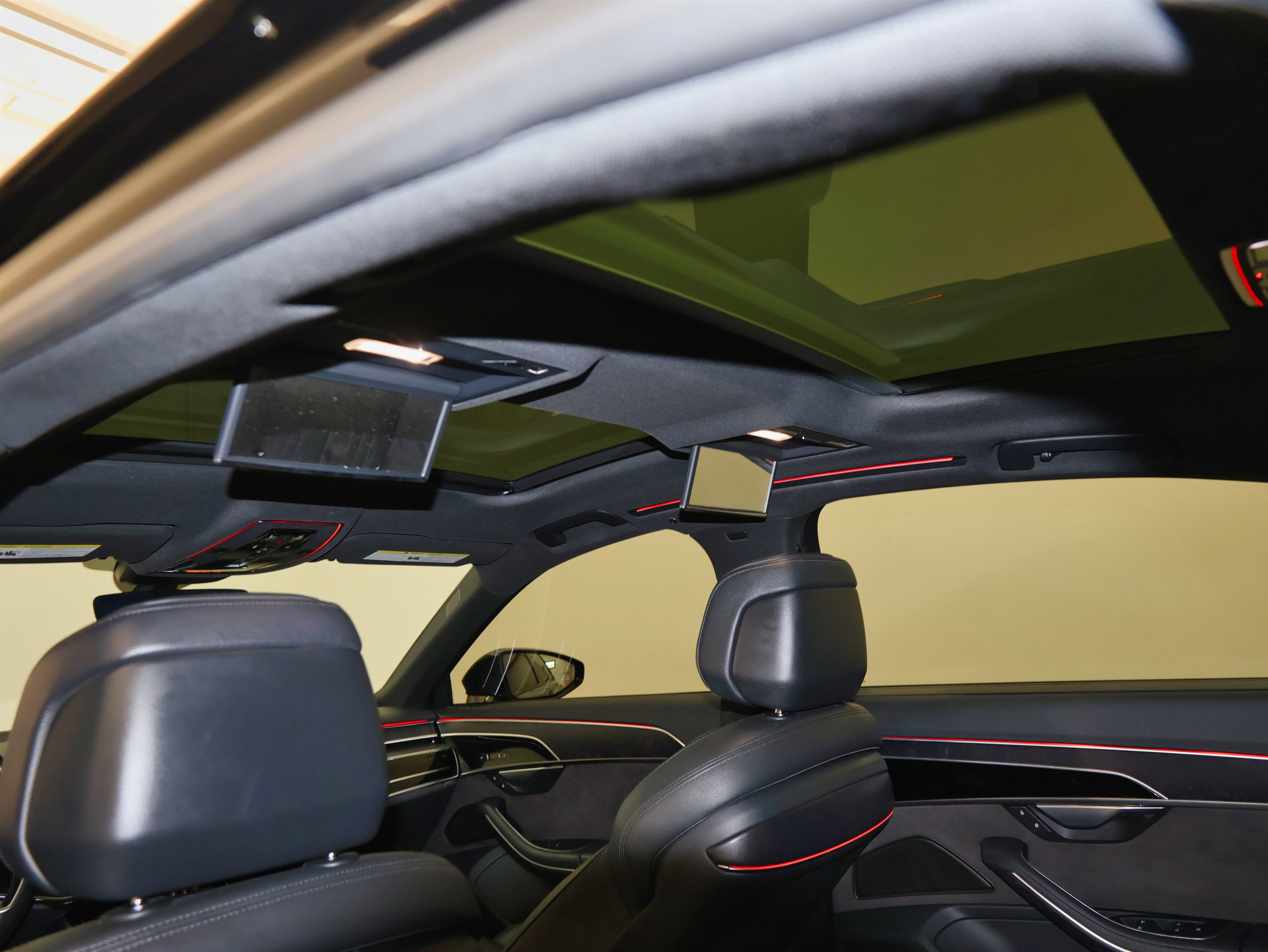 Used 2020 Audi A8 L 4.0T w/ Executive Package image 42