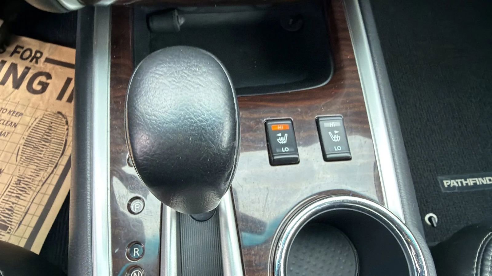 Used 2013 Nissan Pathfinder SL image 21