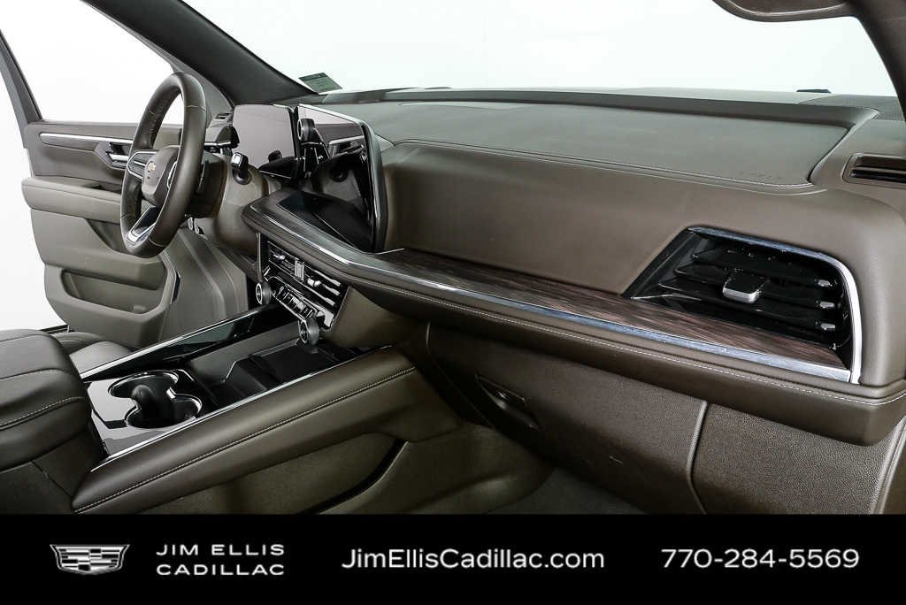Used 2025 Chevrolet Tahoe LT RWD image 23