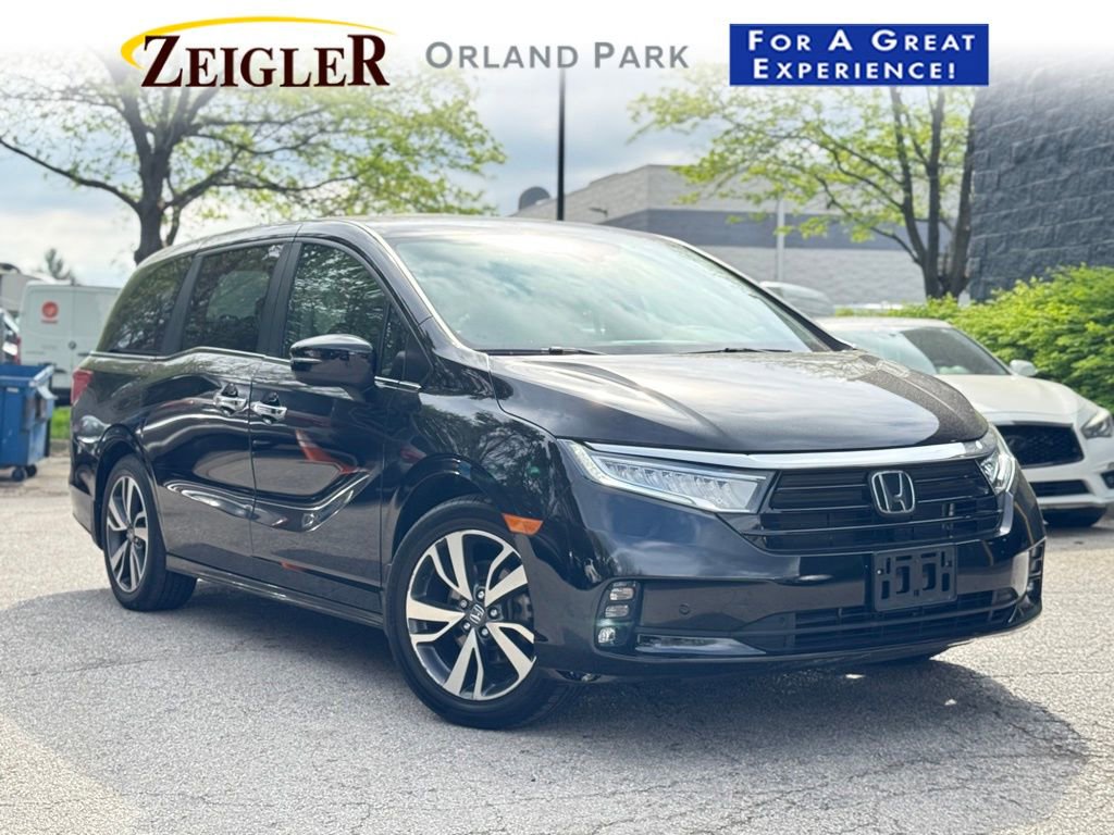 Used 2024 Honda Odyssey Touring image 1