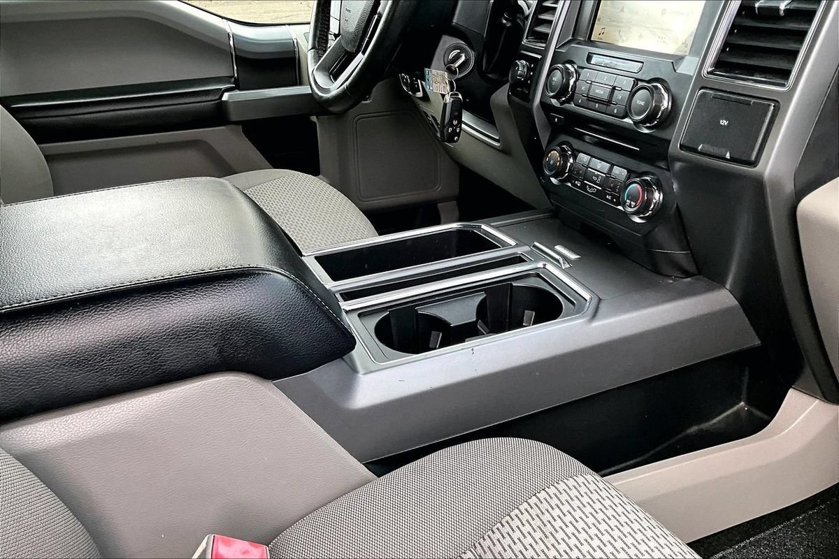 Used 2018 Ford F150 XLT w/ Equipment Group 302A Luxury AWD/4WD image 32