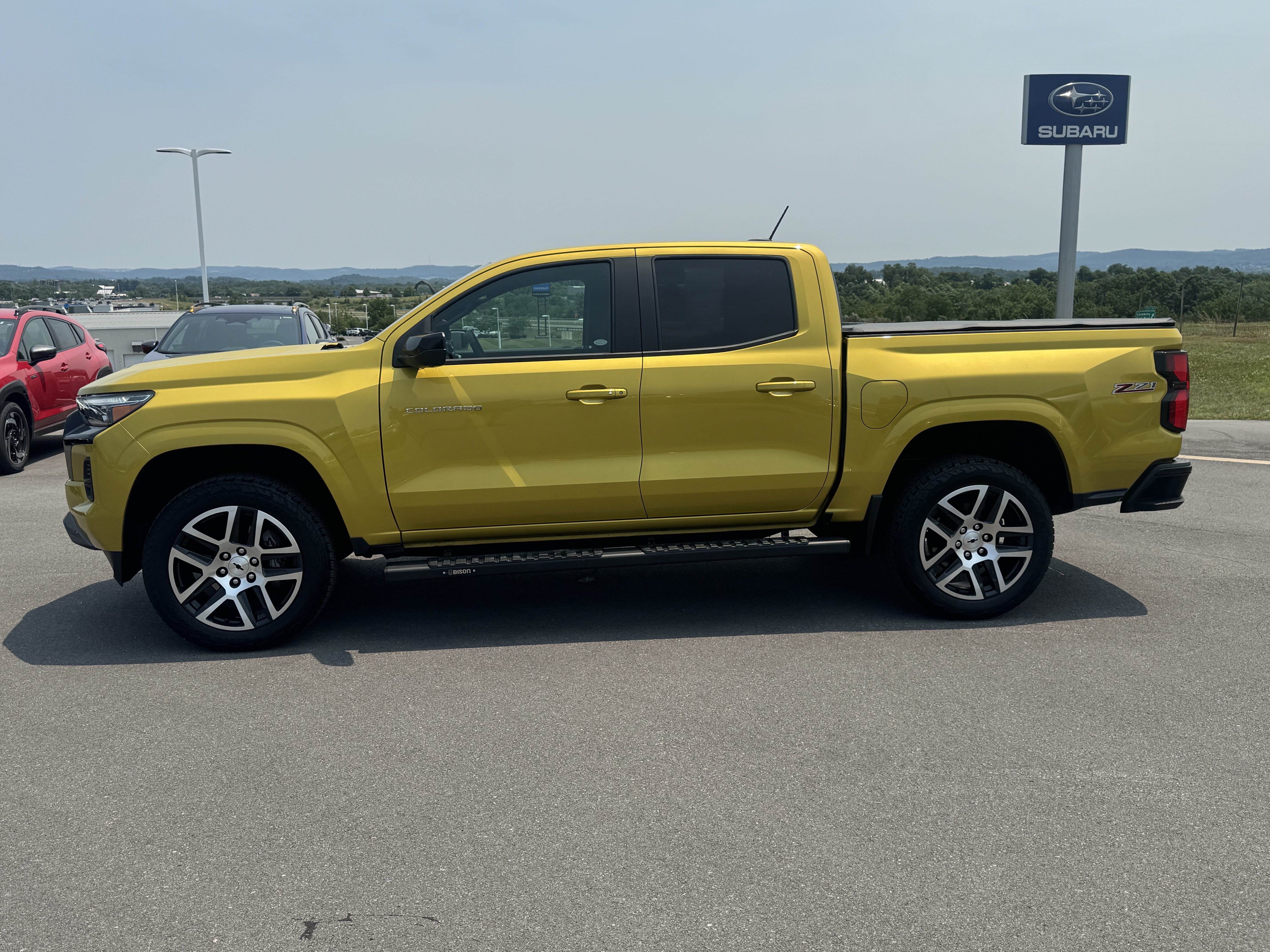 Used 2023 Chevrolet Colorado Z71 w/ Z71 Convenience Package 2 AWD/4WD image 7