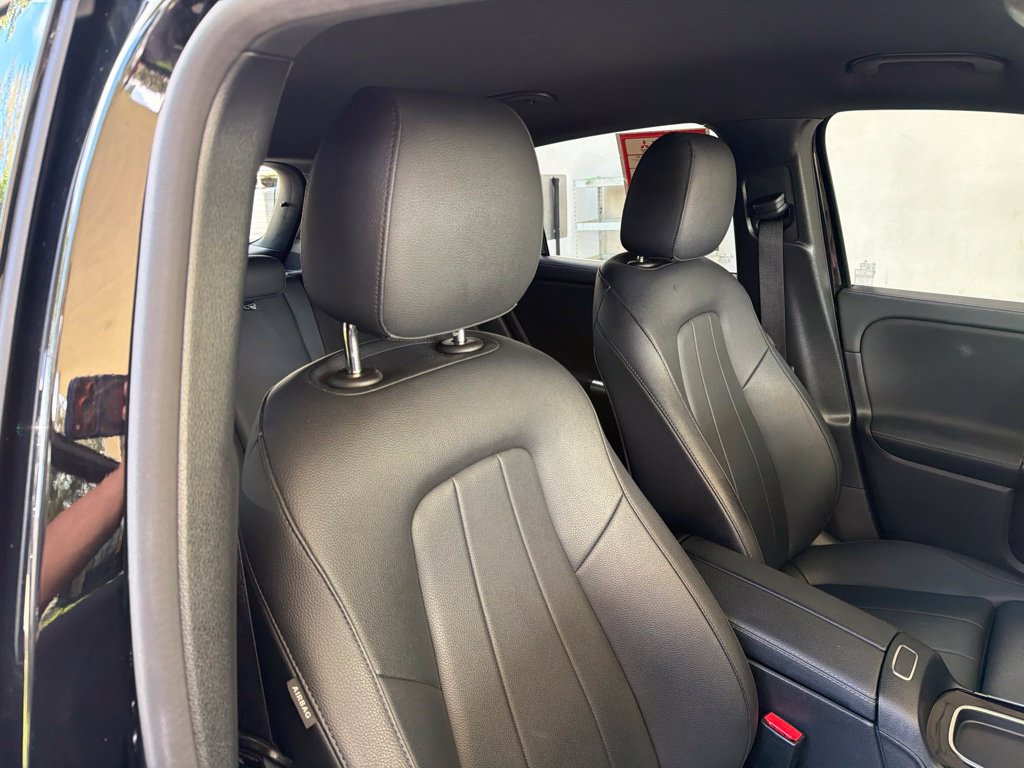 Used 2025 Mercedes-Benz GLA 250 image 21