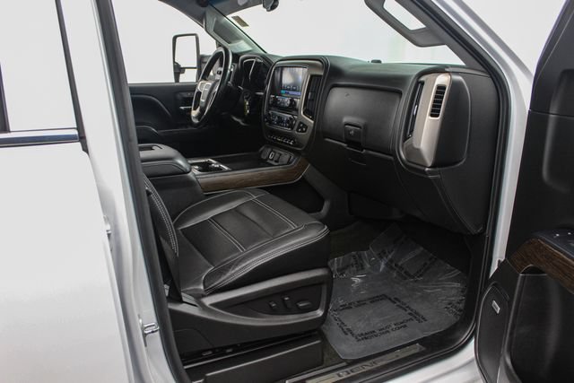 Used 2018 GMC Sierra 3500 Denali AWD/4WD image 23