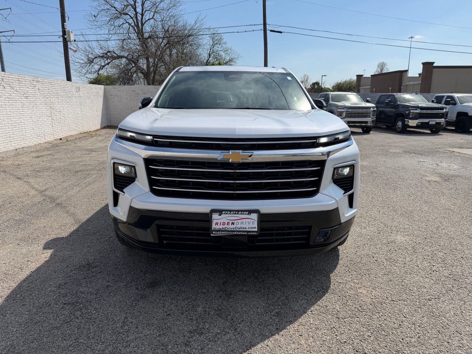 Used 2025 Chevrolet Traverse High Country image 10