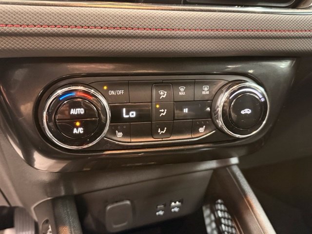 Used 2025 Chevrolet TrailBlazer RS w/ Convenience Package AWD/4WD image 13