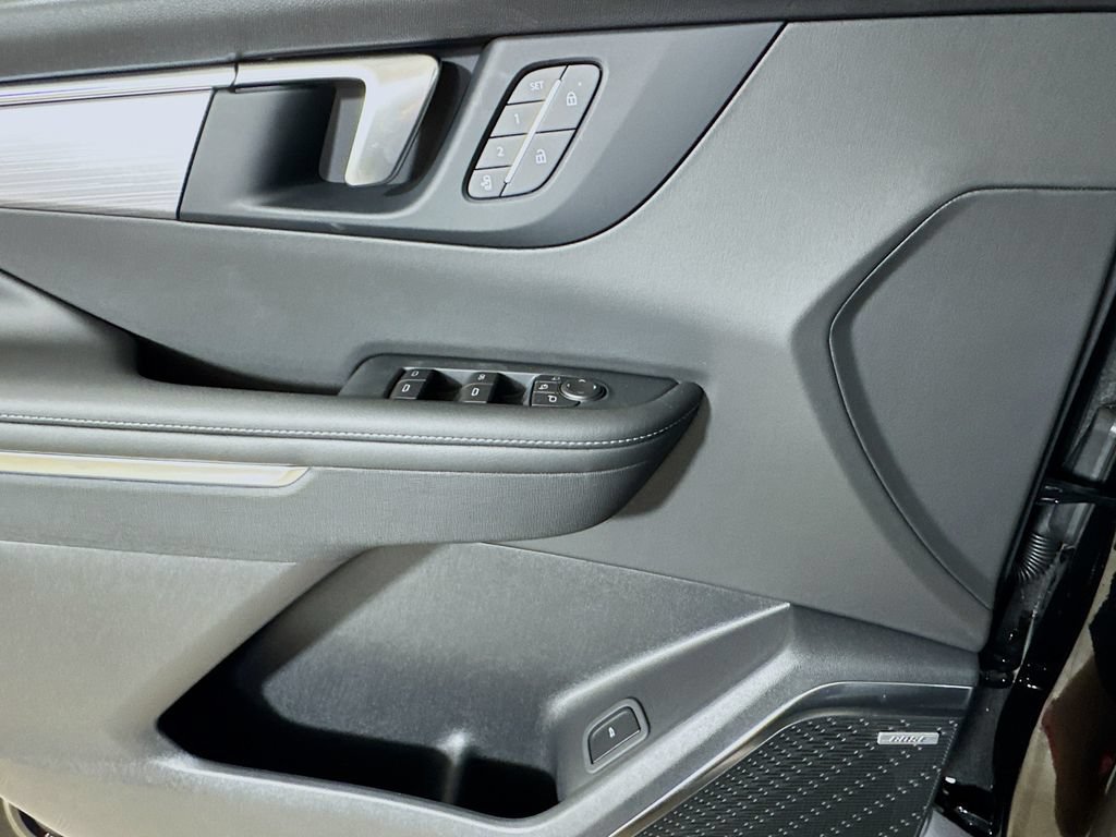 New 2026 Buick Enclave Preferred w/ Power Package FWD image 16